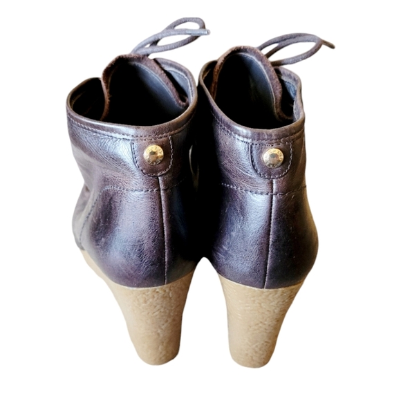 Michael Michael Kors Dark Brown Leather Wedge Booties Lace Up Size 9 - Picture 8 of 9